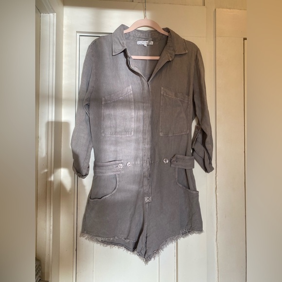 Young Fabulous & Broke gray romper NWOT - Picture 2 of 9